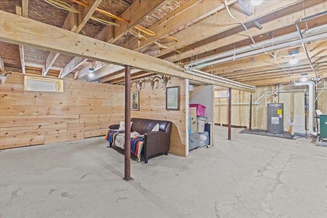 218 Brigham Hill Road, Essex, VT 05452