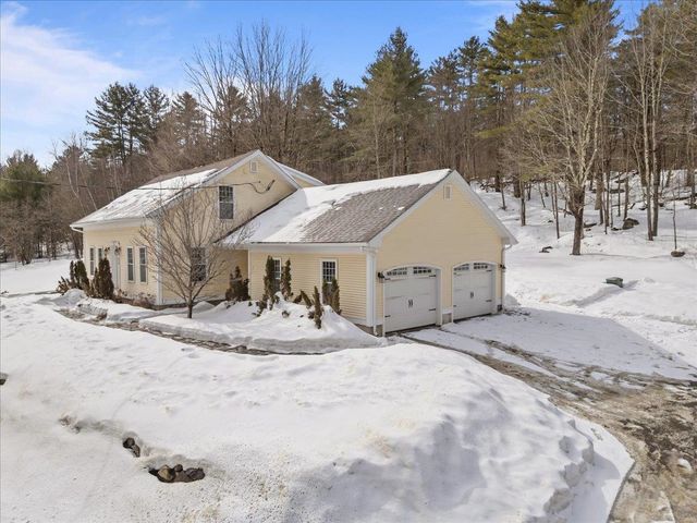 218 Brigham Hill Road, Essex, VT 05452