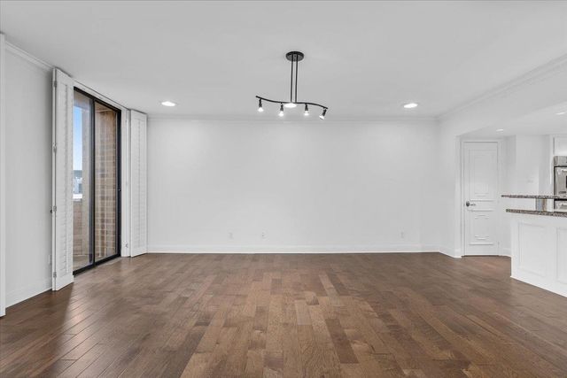 1122 Colorado ST 1004, Austin, TX 78701