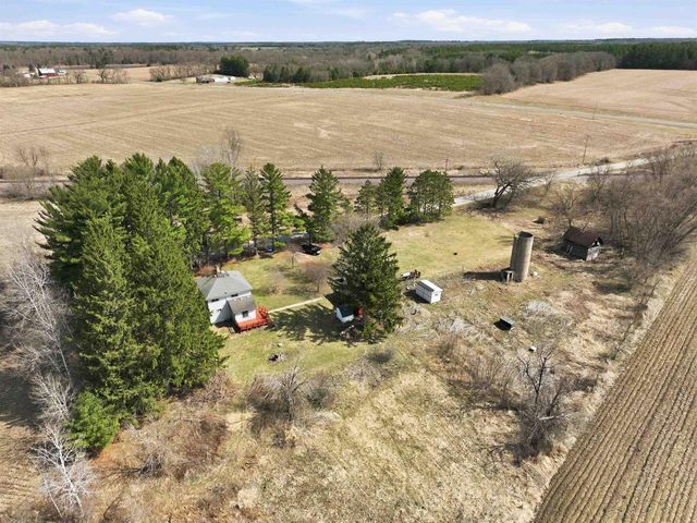 265 Fawn Court, Oxford, WI 53952