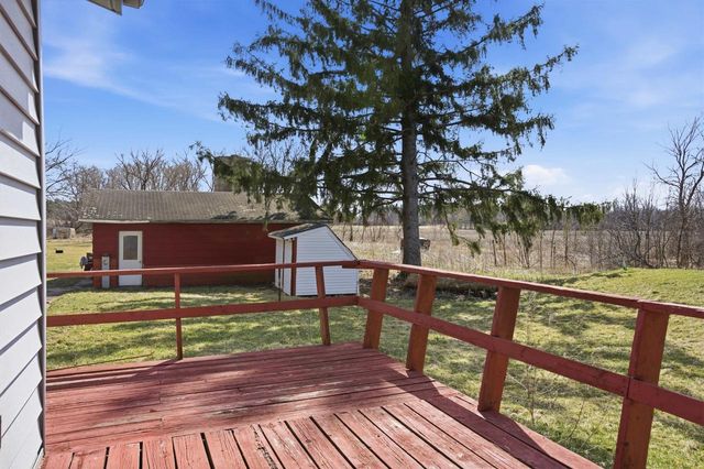 265 Fawn Court, Oxford, WI 53952
