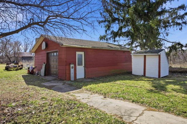 265 Fawn Court, Oxford, WI 53952