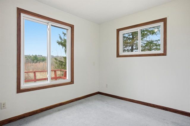 265 Fawn Court, Oxford, WI 53952