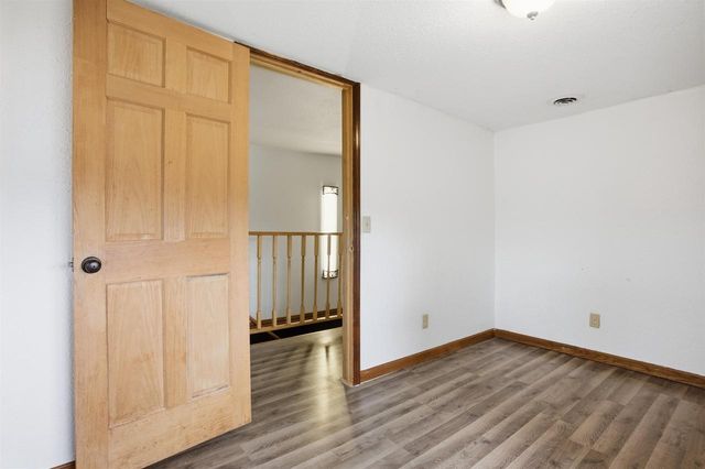265 Fawn Court, Oxford, WI 53952