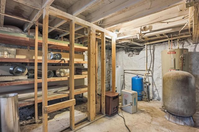265 Fawn Court, Oxford, WI 53952