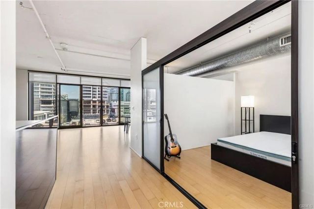 1100 S Hope Street 810, Los Angeles, CA 90015