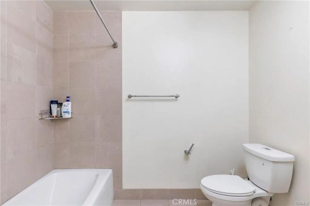 1100 S Hope Street 810, Los Angeles, CA 90015