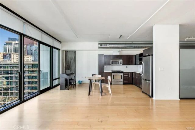 1100 S Hope Street 810, Los Angeles, CA 90015