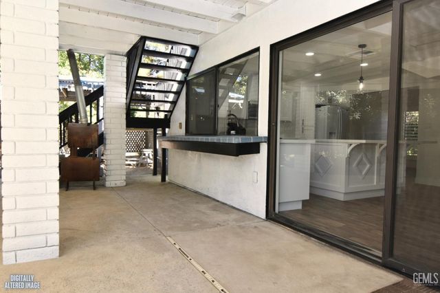 1501 Westbourne Way, Bakersfield, CA 93309
