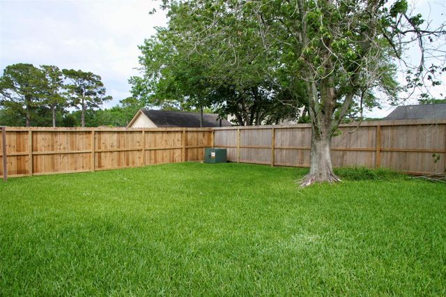 306 Maple Leaf Street, League City, TX 77573