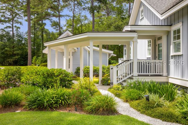 2 Grain Bin Ct, Bluffton, SC 29909