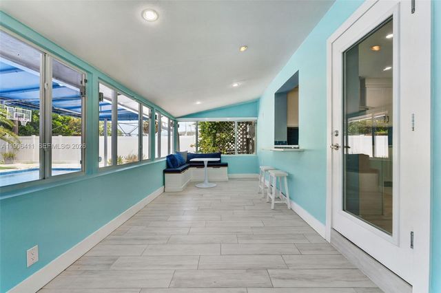 717 SE 2nd St, Deerfield Beach, FL 33441