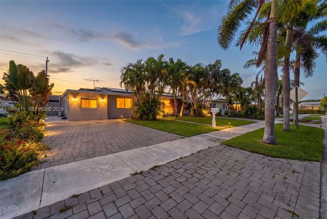 717 SE 2nd St, Deerfield Beach, FL 33441