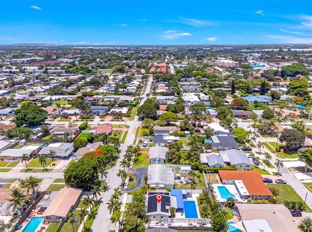 717 SE 2nd St, Deerfield Beach, FL 33441