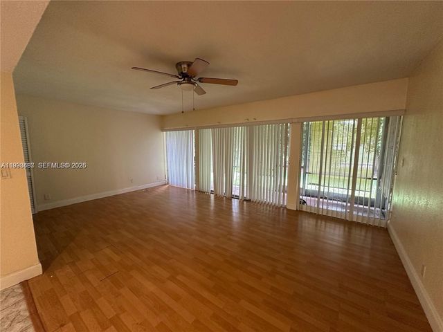 8005 Lagos De Campo Boulevard L4, Tamarac, FL 33321