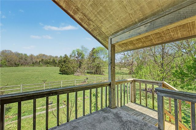 13364 Ventris Road, Garfield, AR 72732