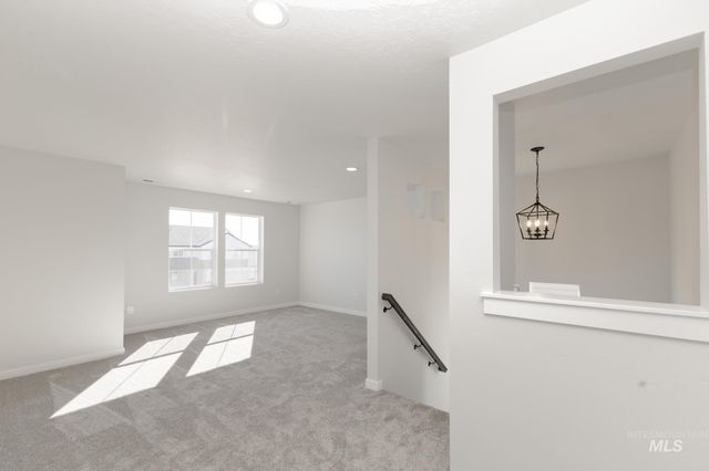 1077 Woods Bog Ave, Middleton, ID 83644