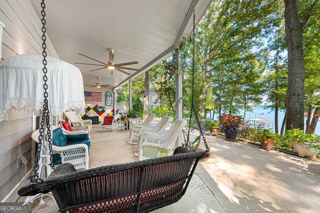 72 Stinson Court, Hartwell, GA 30643