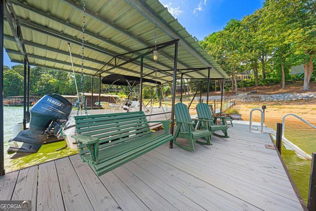 72 Stinson Court, Hartwell, GA 30643