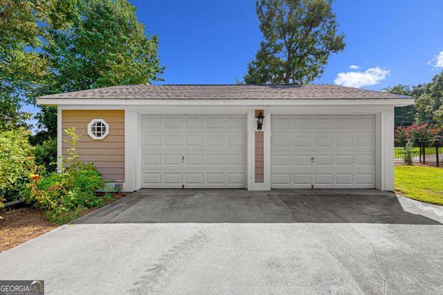 72 Stinson Court, Hartwell, GA 30643