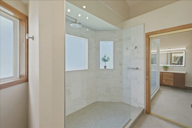 5202 N Riblet View Ln, Spokane, WA 99212