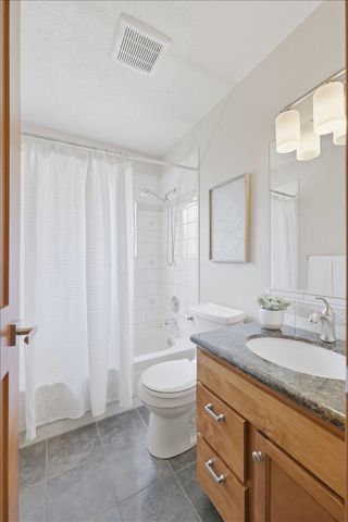 5202 N Riblet View Ln, Spokane, WA 99212
