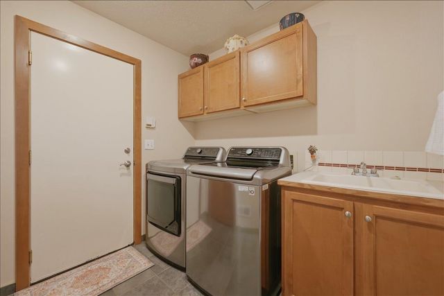 5202 N Riblet View Ln, Spokane, WA 99212