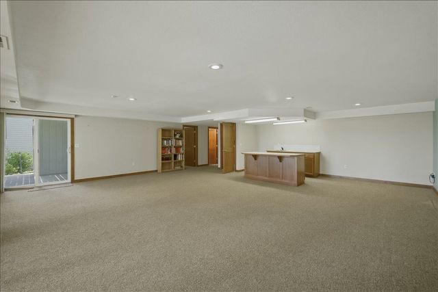 5202 N Riblet View Ln, Spokane, WA 99212