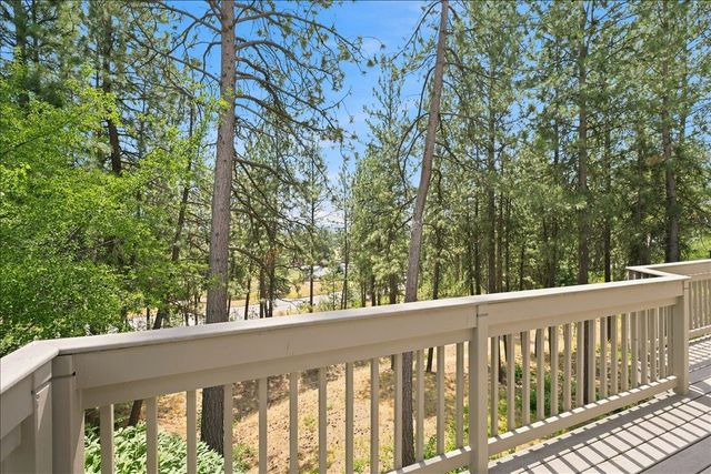5202 N Riblet View Ln, Spokane, WA 99212