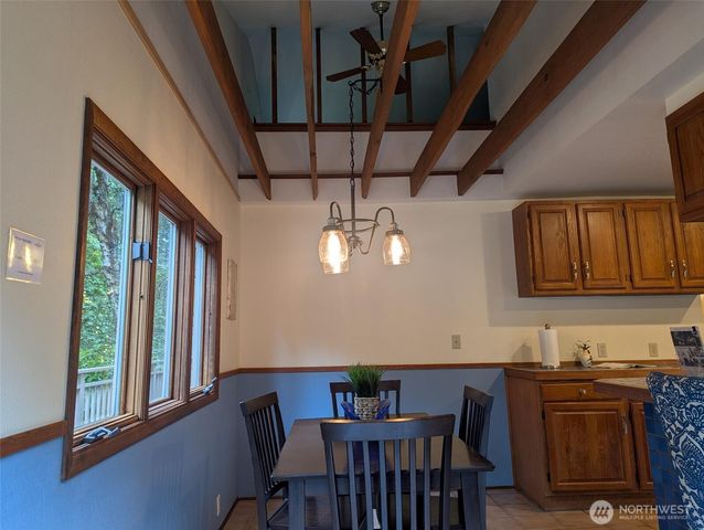 18901 61 Avenue NE, Kenmore, WA 98028