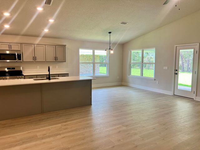 5334 Hidden Pines Circle, Milton, FL 32583