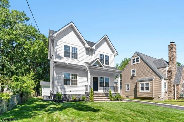 7 Swan Rd, Livingston Twp., NJ 07039