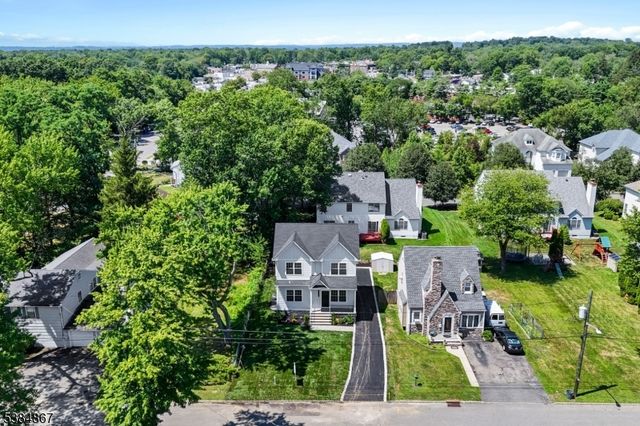 7 Swan Rd, Livingston Twp., NJ 07039