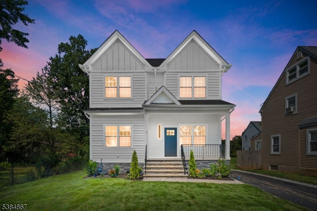 7 Swan Rd, Livingston Twp., NJ 07039