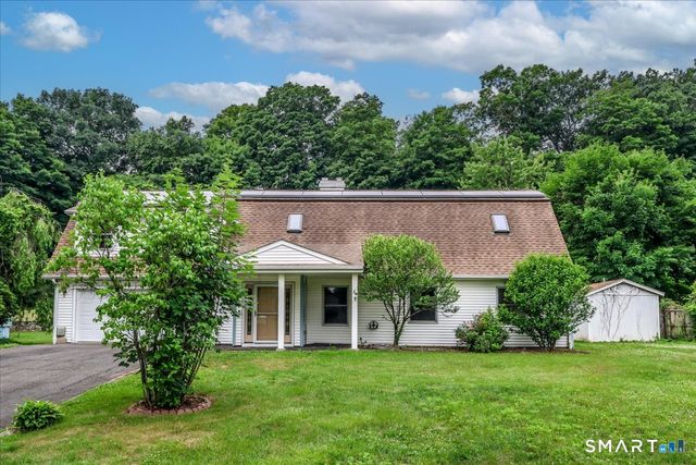 6 Caye Road, Danbury, CT 06811