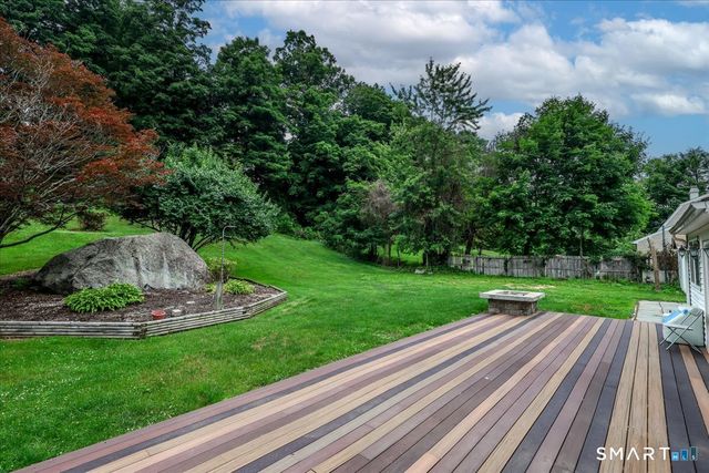 6 Caye Road, Danbury, CT 06811