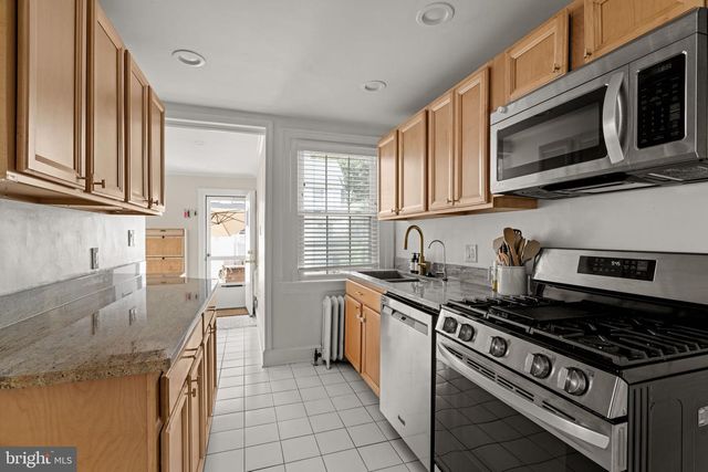 2938 BERKLEY RD, Ardmore, PA 19003