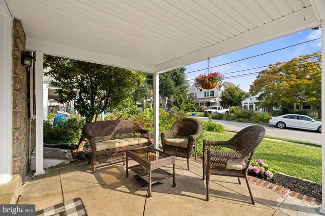 2938 BERKLEY RD, Ardmore, PA 19003