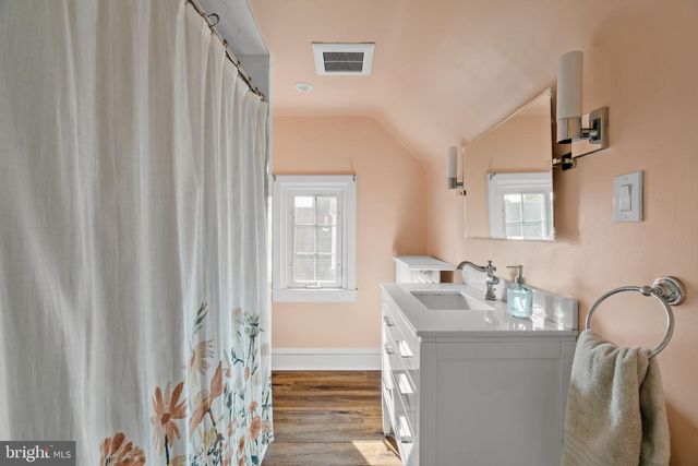 2938 BERKLEY RD, Ardmore, PA 19003