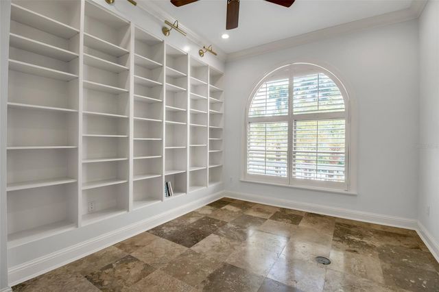 1389 TANGIER WAY, Sarasota, FL 34239