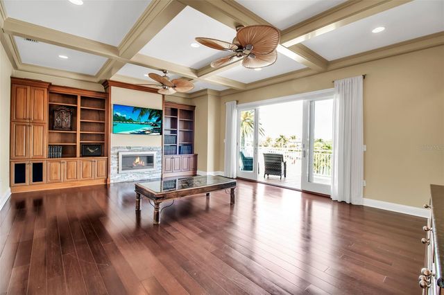 1389 TANGIER WAY, Sarasota, FL 34239