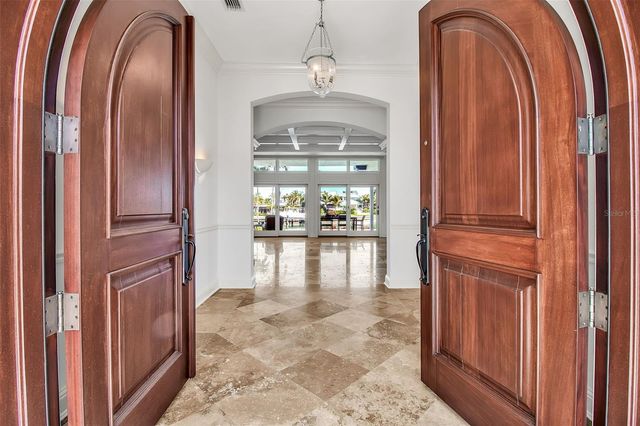 1389 TANGIER WAY, Sarasota, FL 34239