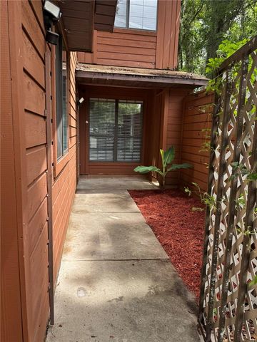 5510 SW 8TH PLACE, Gainesville, FL 32607