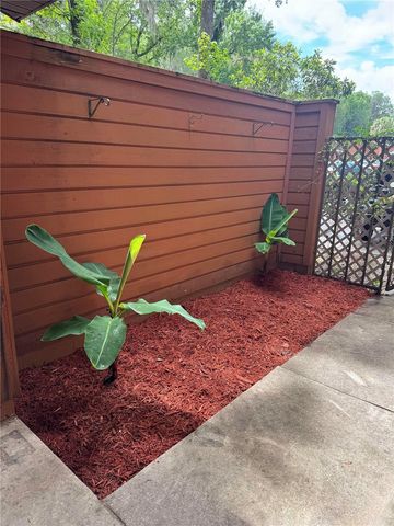 5510 SW 8TH PLACE, Gainesville, FL 32607