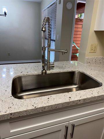 5510 SW 8TH PLACE, Gainesville, FL 32607