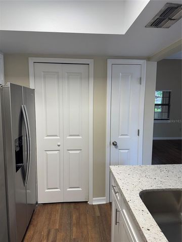 5510 SW 8TH PLACE, Gainesville, FL 32607