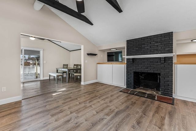 28 Lakeview, Wareham, MA 02538