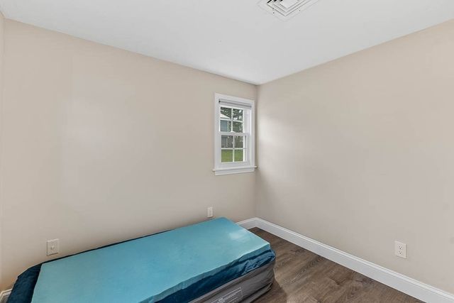 28 Lakeview, Wareham, MA 02538