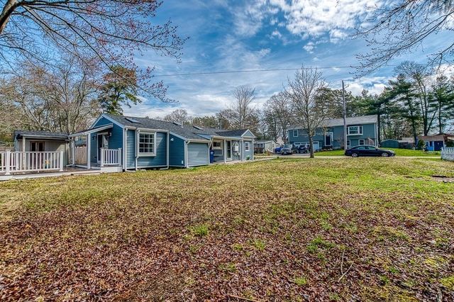 28 Lakeview, Wareham, MA 02538