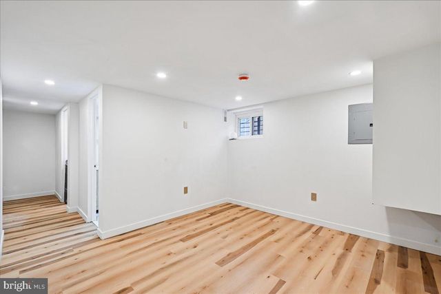 1525 FORT DAVIS ST SE, Washington, DC 20020
